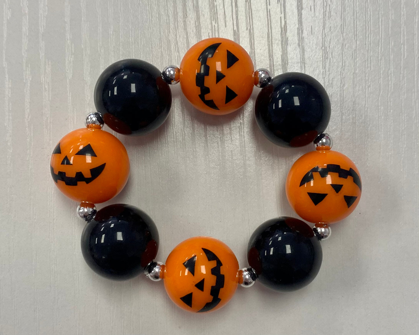 Jack-o-lantern Bubble Gum Bracelet