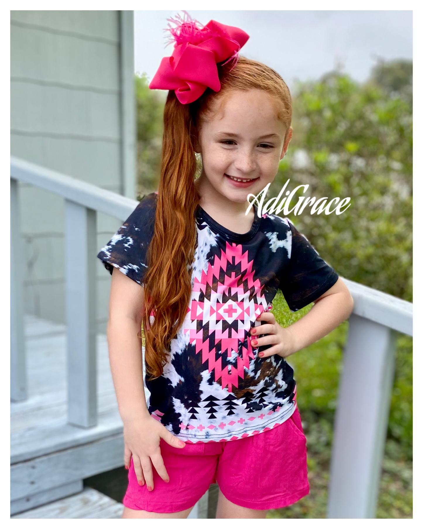 Fuchsia Elastic Waistband Shorts