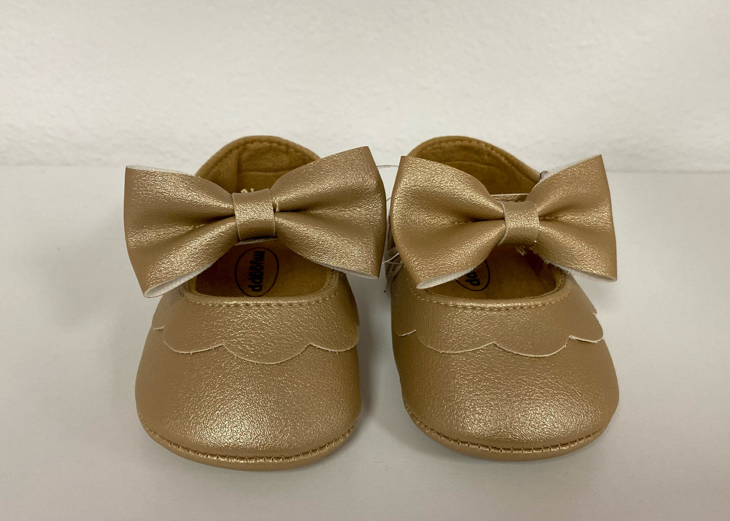 Baby Scalloped Bow Shoes - Gold